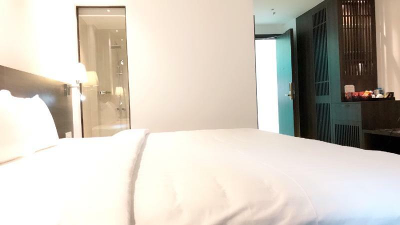 伊丽莎白酒店 Thu Dau Mot 外观 照片